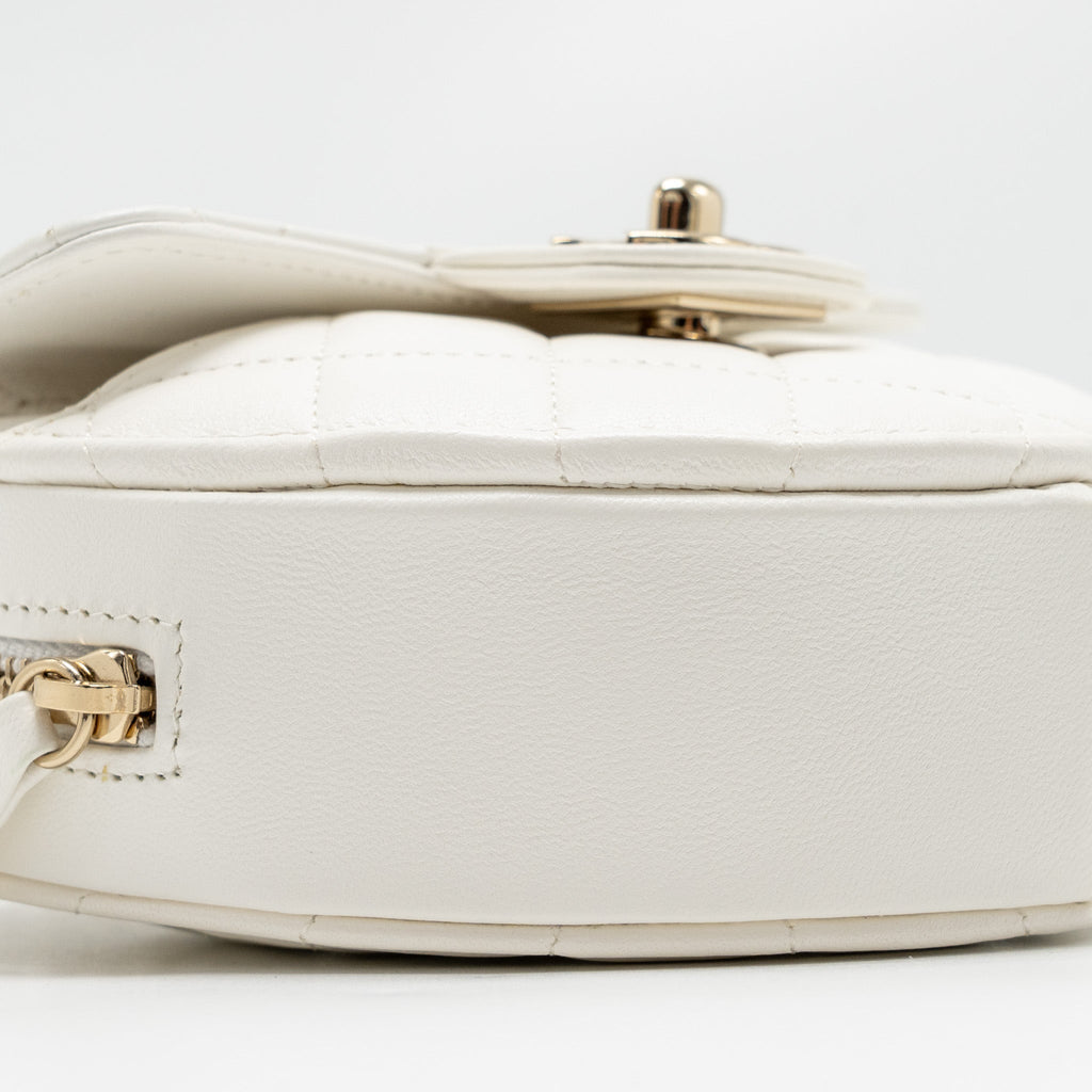 chanel-small-heart-bag-lambskin-white-lghw-2