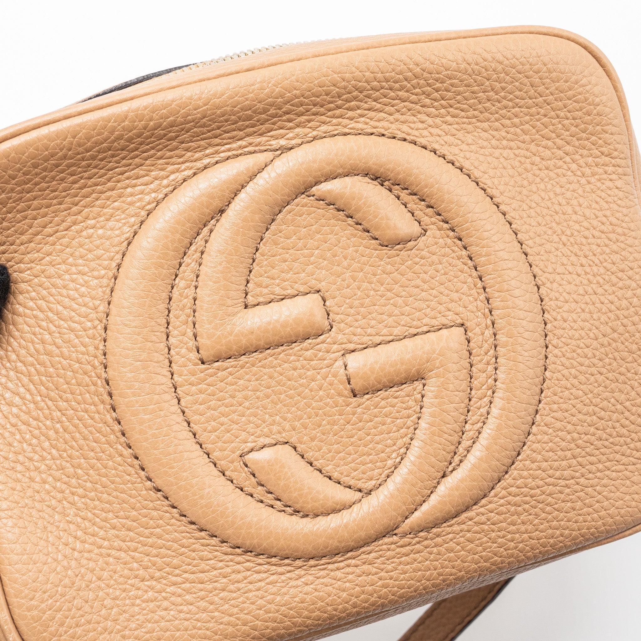 gucci-disco-soho-bag-calfskin-beige-ghw