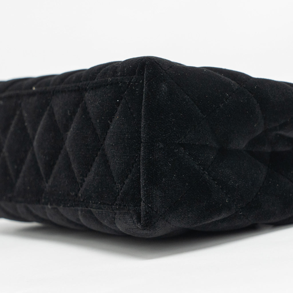 chanel-mini-kelly-shopping-tote-bag-velvet-black-ghwmicrochip