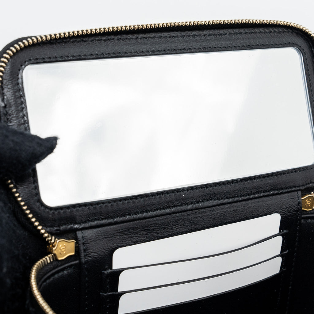 copy-of-chanel-detail-top-handle-long-vanity-with-chains-lambskin-black-ghwmicrochip