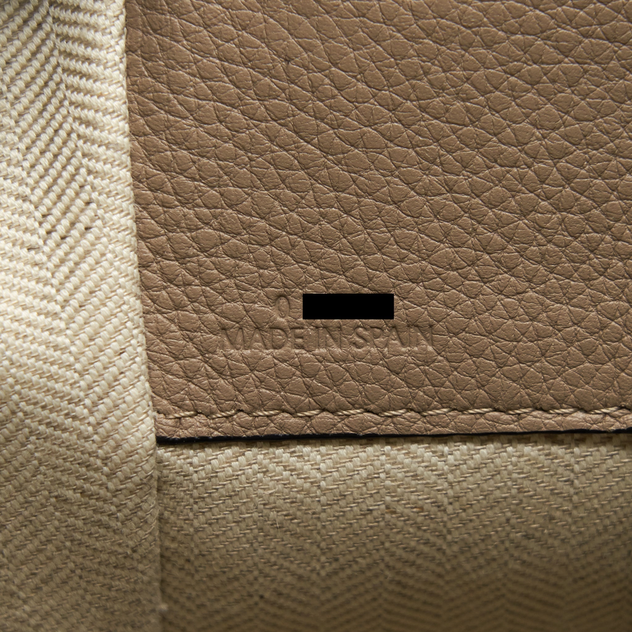 loewe-sand-bag-in-grey