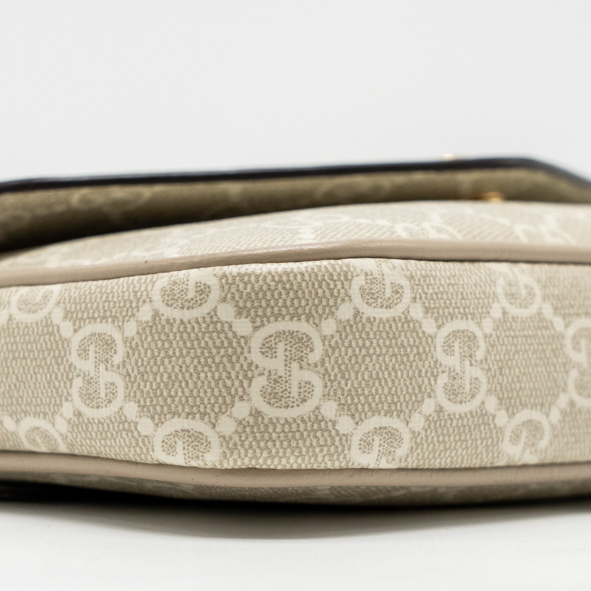 gucci-ophidia-mini-bag-gg-supreme-canvas-beige-oatmeal-ghw