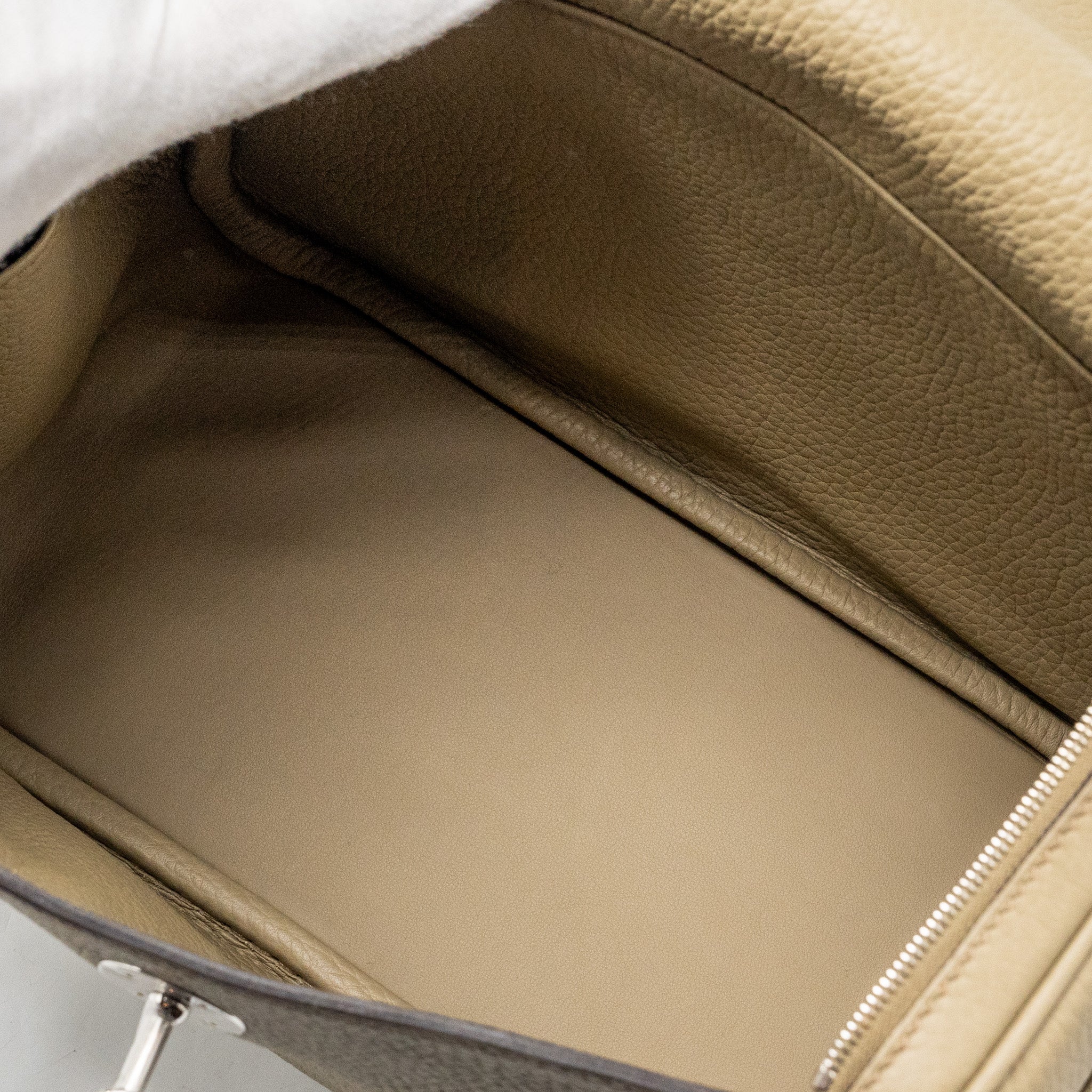 hermes-lindy-26-clemence-8q-beige-marfa-shw-stamp-w-copy