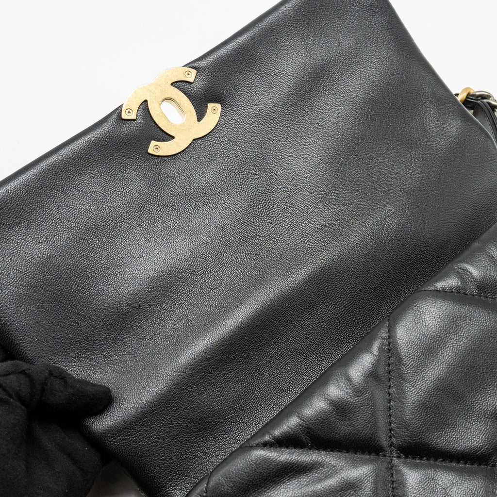 chanel-medium-19-bag-goatskin-black-multicolor-hardware