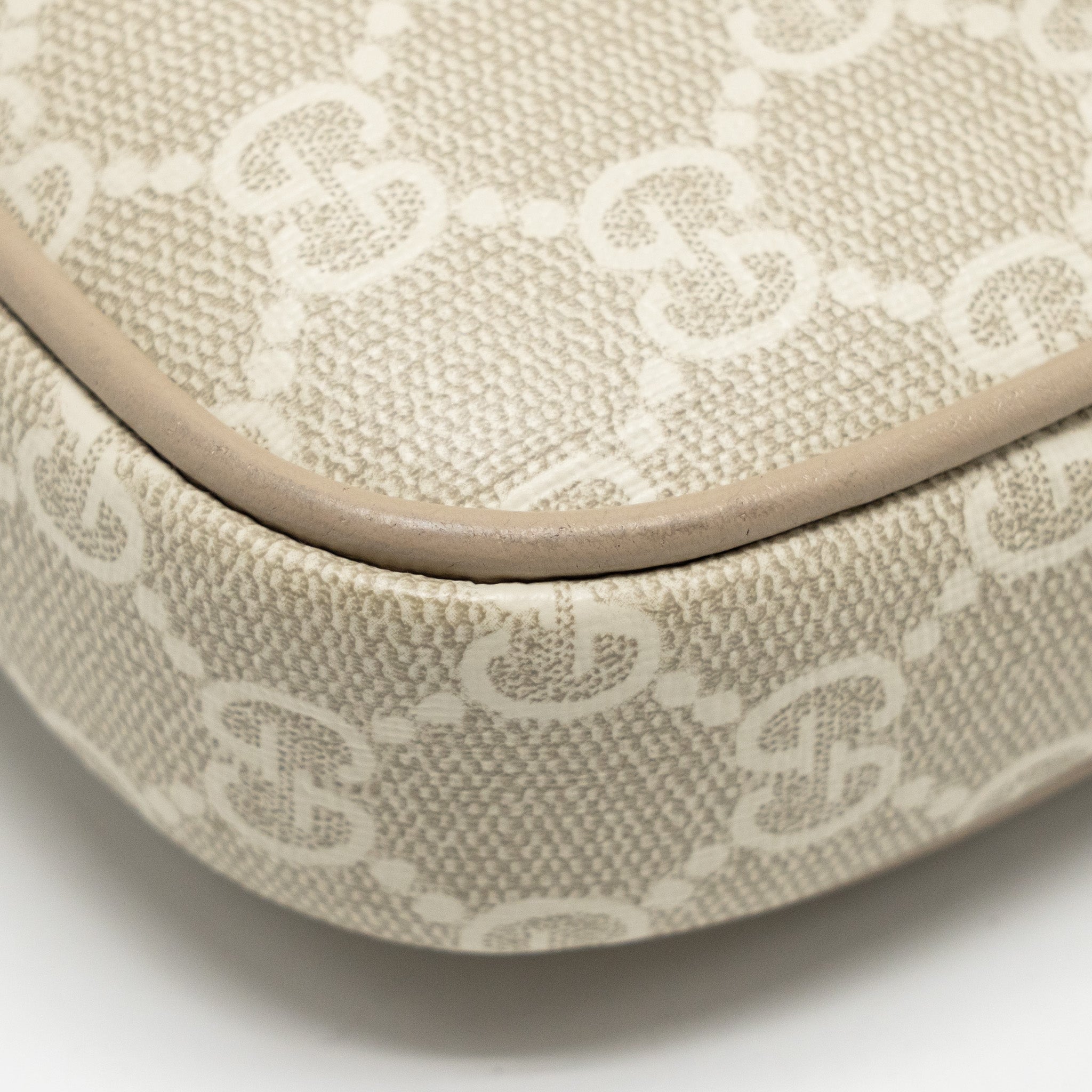 gucci-ophidia-mini-bag-gg-supreme-canvas-beige-oatmeal-ghw