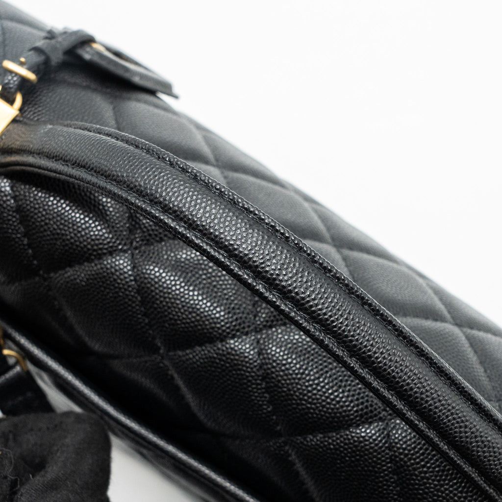 chanel-22k-large-backpack-caviar-black-ghwmicrochip