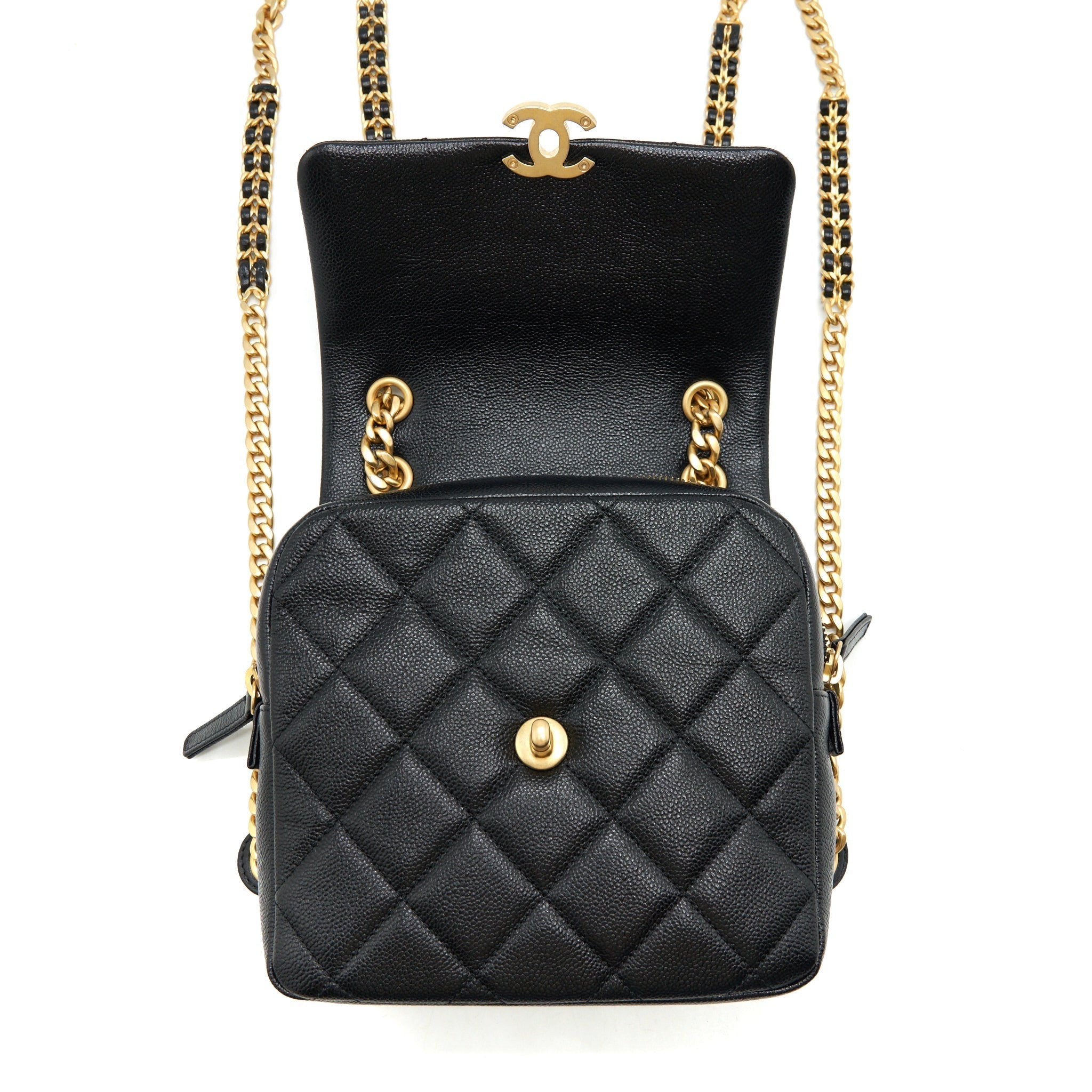 chanel-22p-flap-backpack-caviar-black-ghw