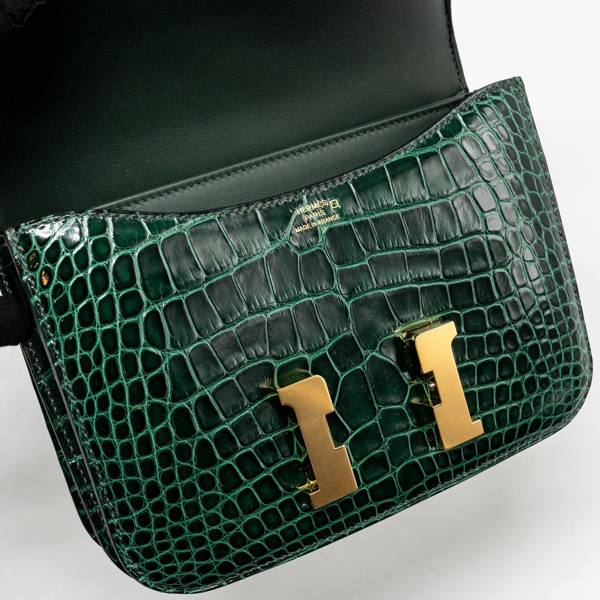 hermes-mini-constance-shiny-alligator-mississippiensis-vert-force-ghg-stamp-u