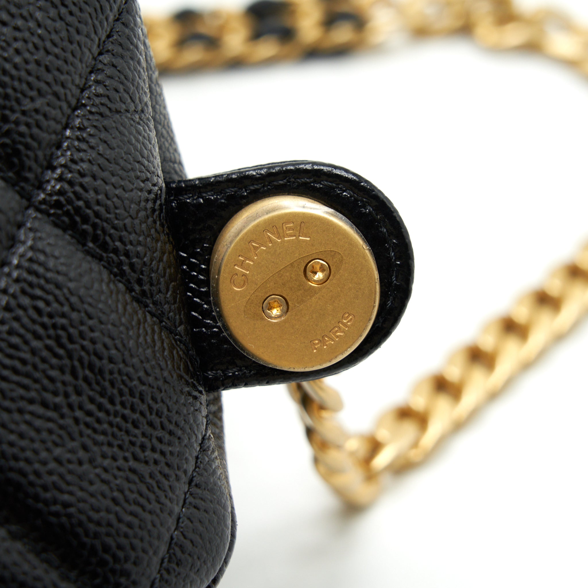 chanel-22p-flap-backpack-caviar-black-ghw