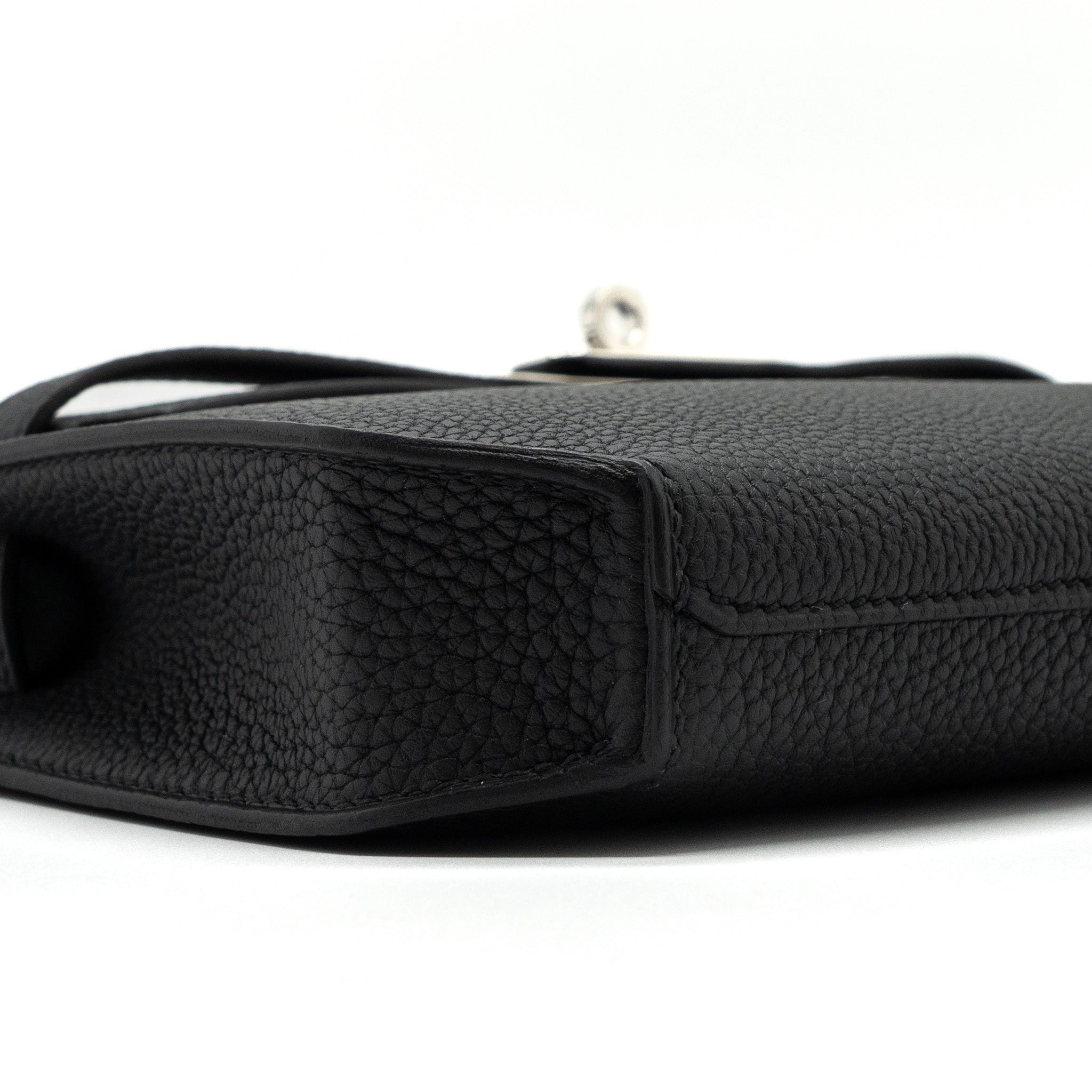 hermes-pochette-kelly-depeches-25-togo-black-shw-stamp-b