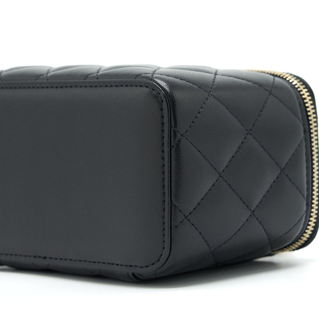 chanel-top-handle-long-vanity-lambskin-black-lghw