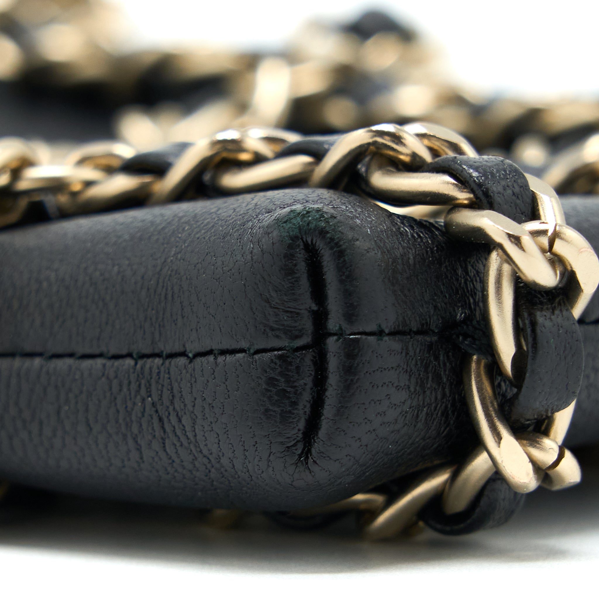chanel-phone-pouch-with-chain-lambskin-black-lghw