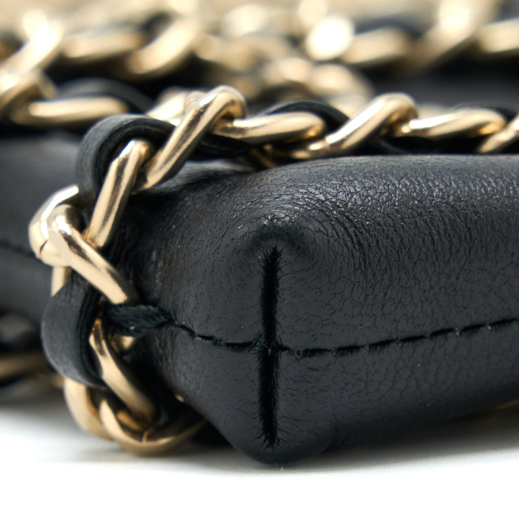 chanel-phone-pouch-with-chain-lambskin-black-lghw