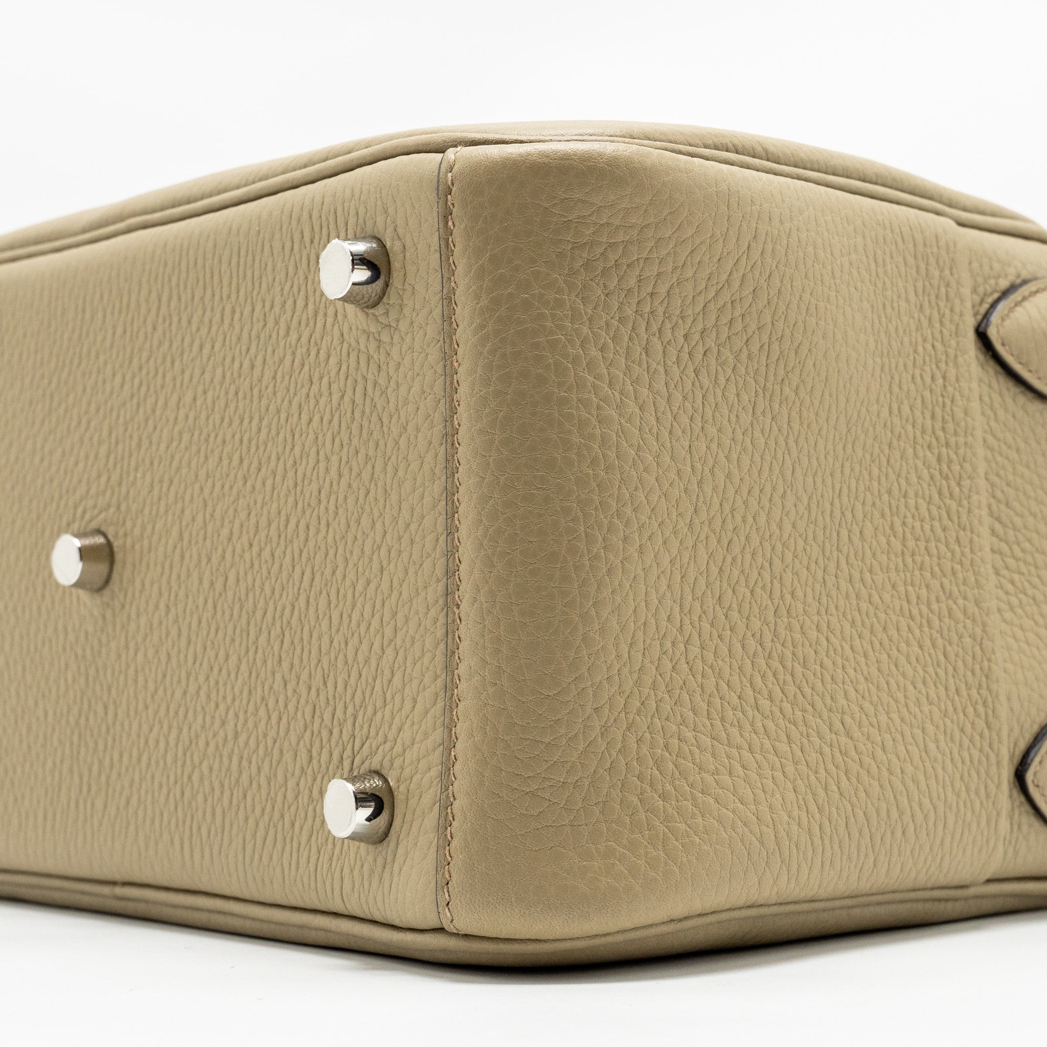 hermes-lindy-26-clemence-8q-beige-marfa-shw-stamp-w-copy