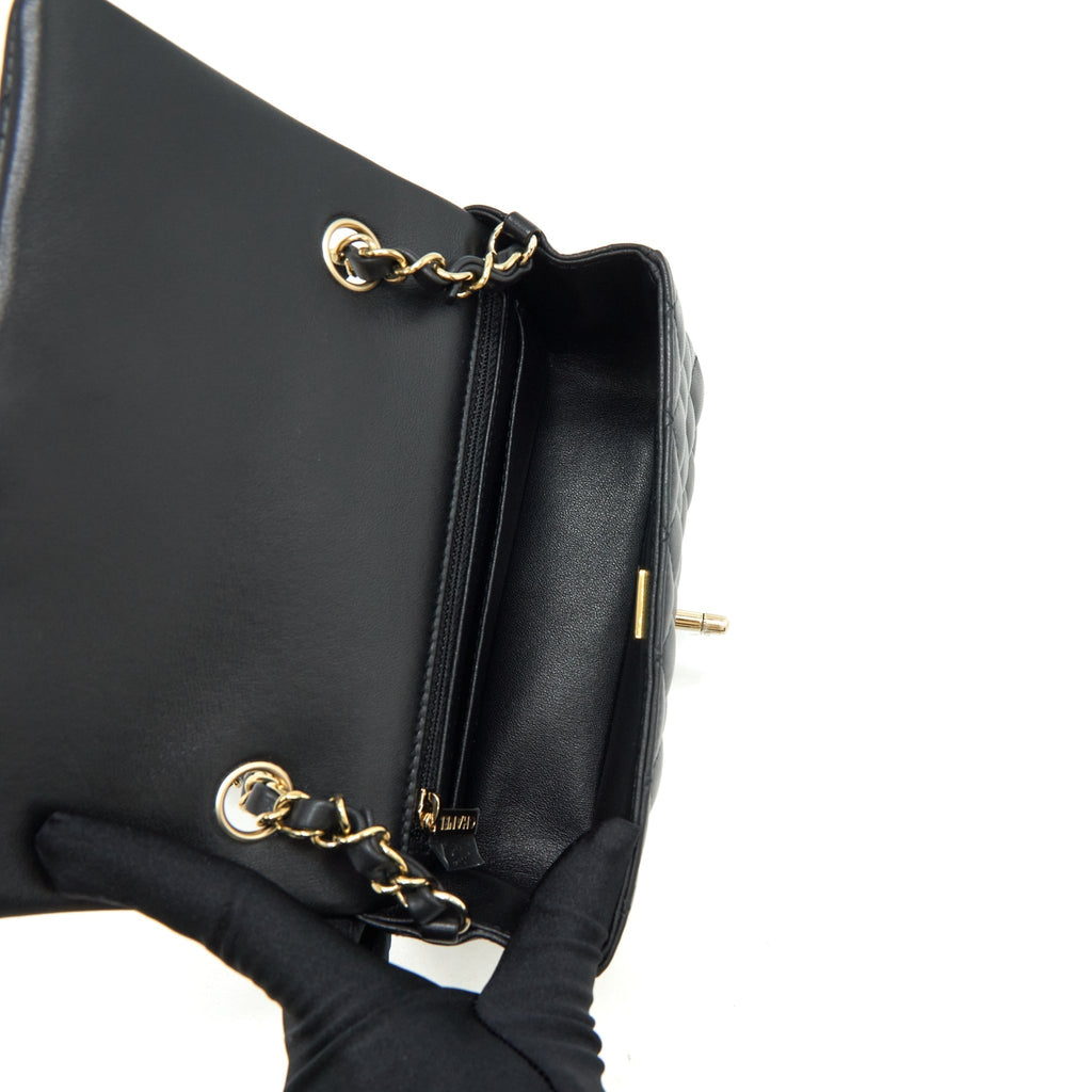 chanel-mini-rectangular-flap-bag-lambskin-black-lghwmicrochip