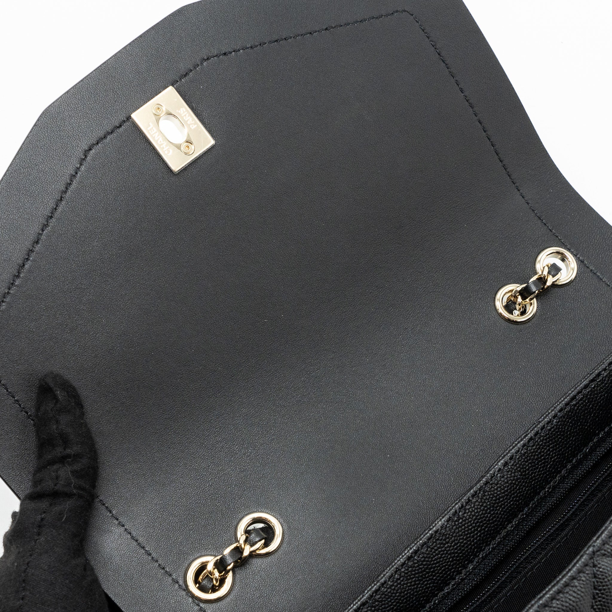 chanel-envelop-flap-bag-caviar-black-lghw