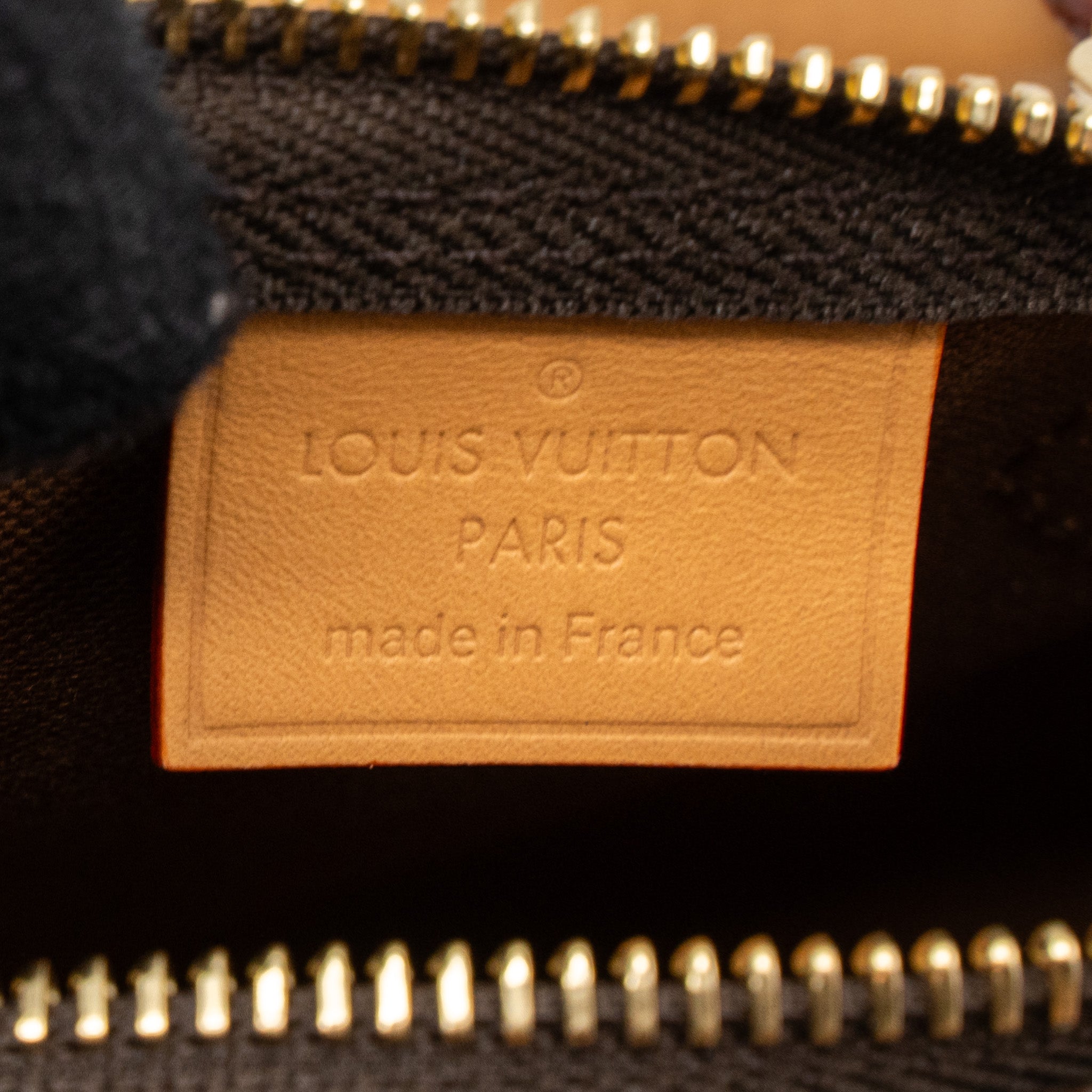 louis-vuitton-nano-speedy-monogram-canvas-ghw-new-version-10