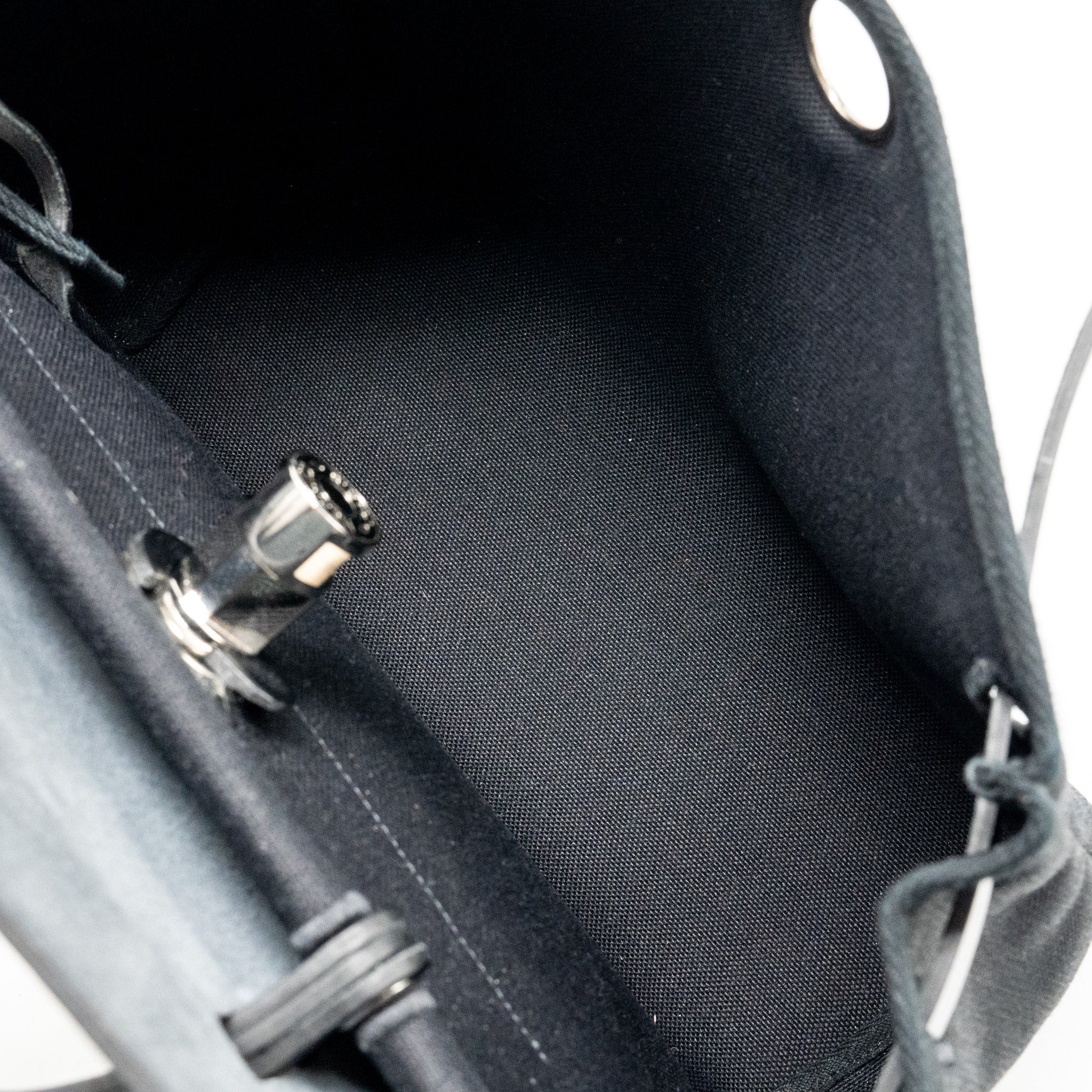 hermes-herbag-31-zip-bag-canvas-leather-black-shw-stamp-z