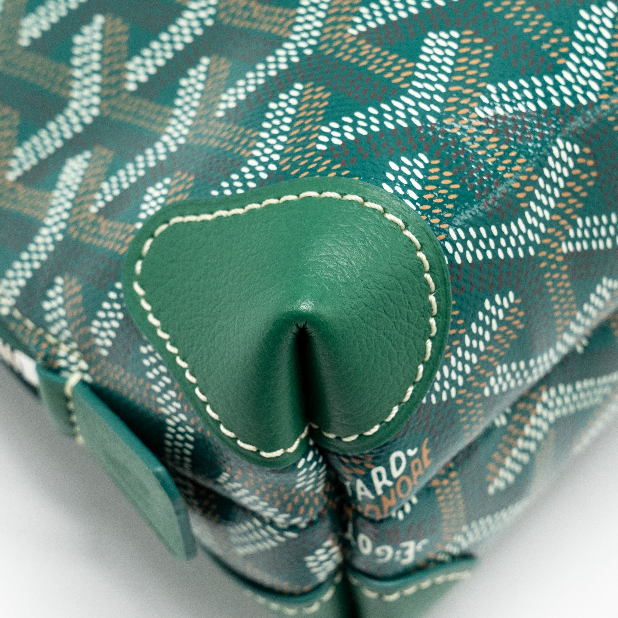 goyard-vendome-toiltry-pouch-goyardline-cansvas-shw