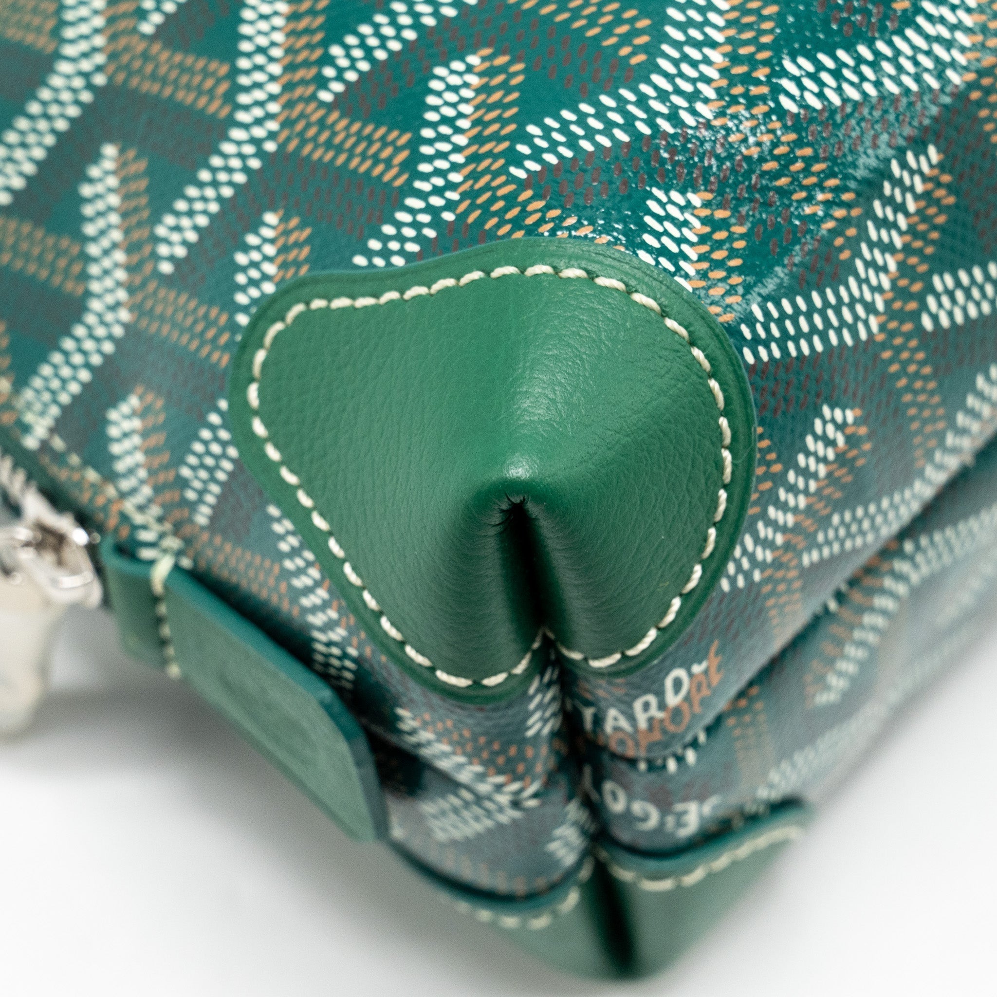 goyard-vendome-toiltry-pouch-goyardline-cansvas-shw