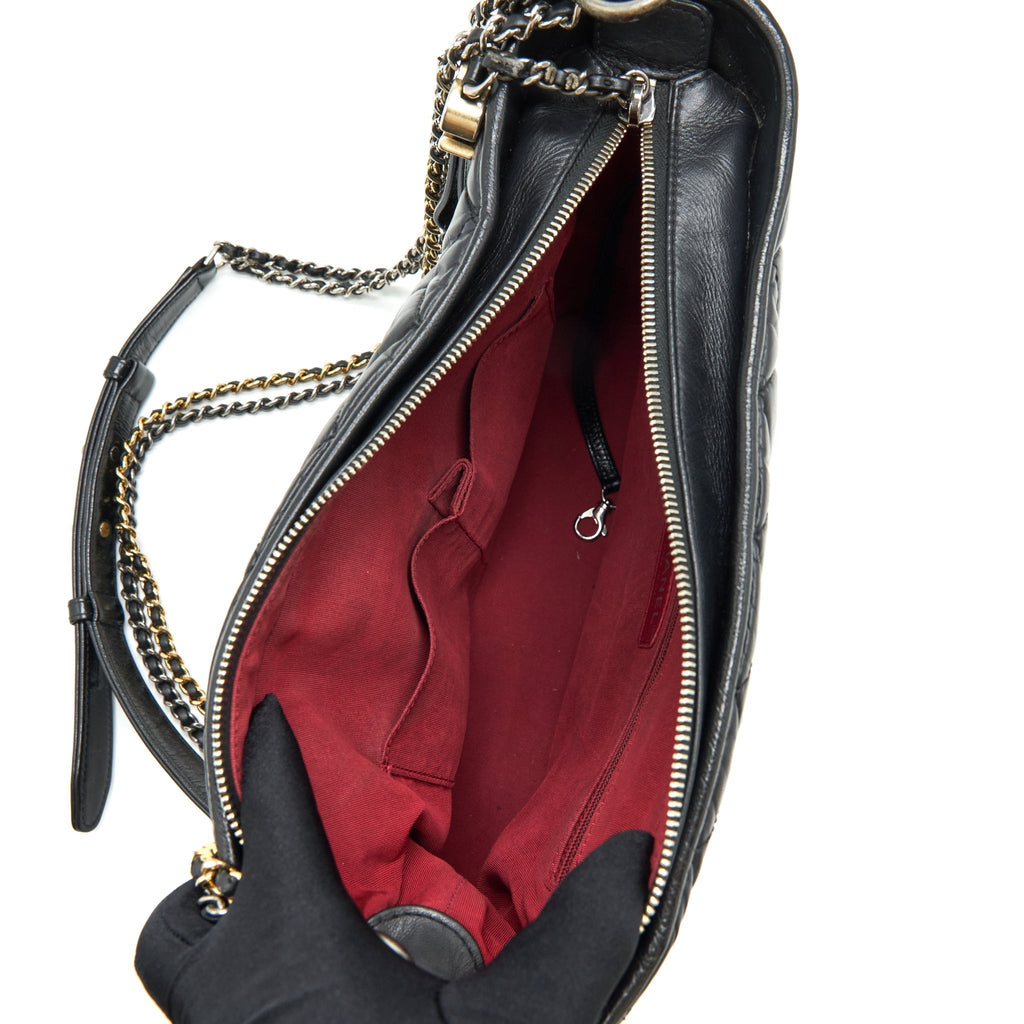 chanel-large-gabrielle-hobo-bag-black-gold-sliver-hardware
