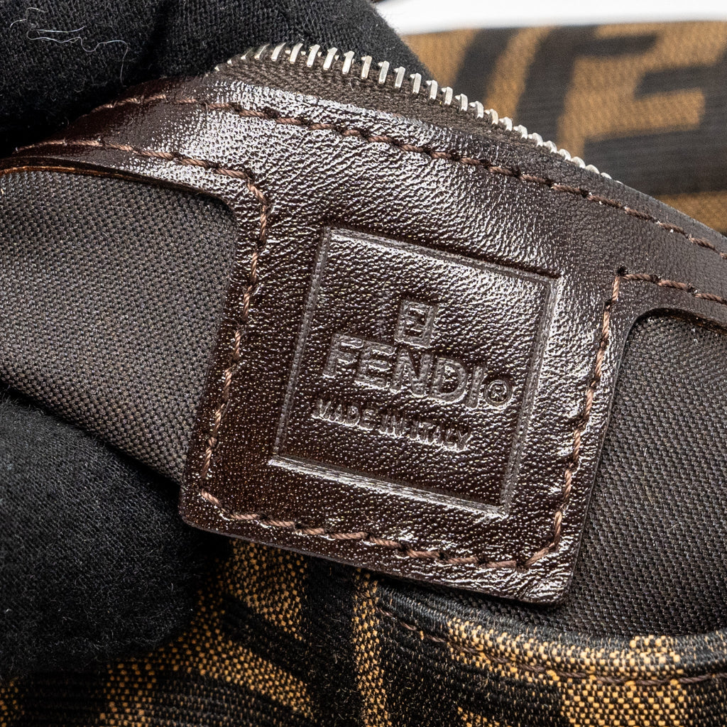 fendi-vintage-zucca-mamma-baguette-bag-canvas-brown-shw