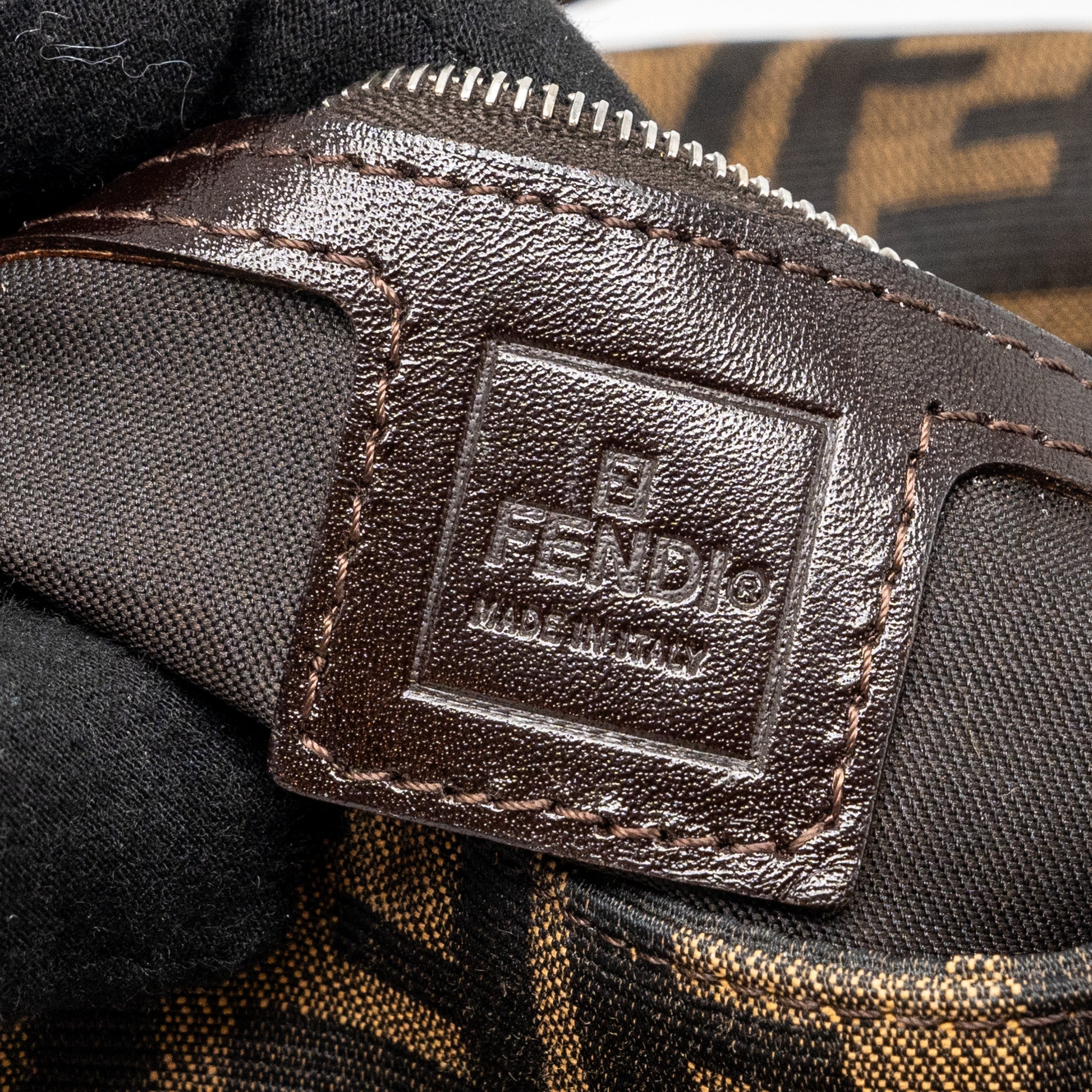 fendi-vintage-zucca-mamma-baguette-bag-canvas-brown-shw