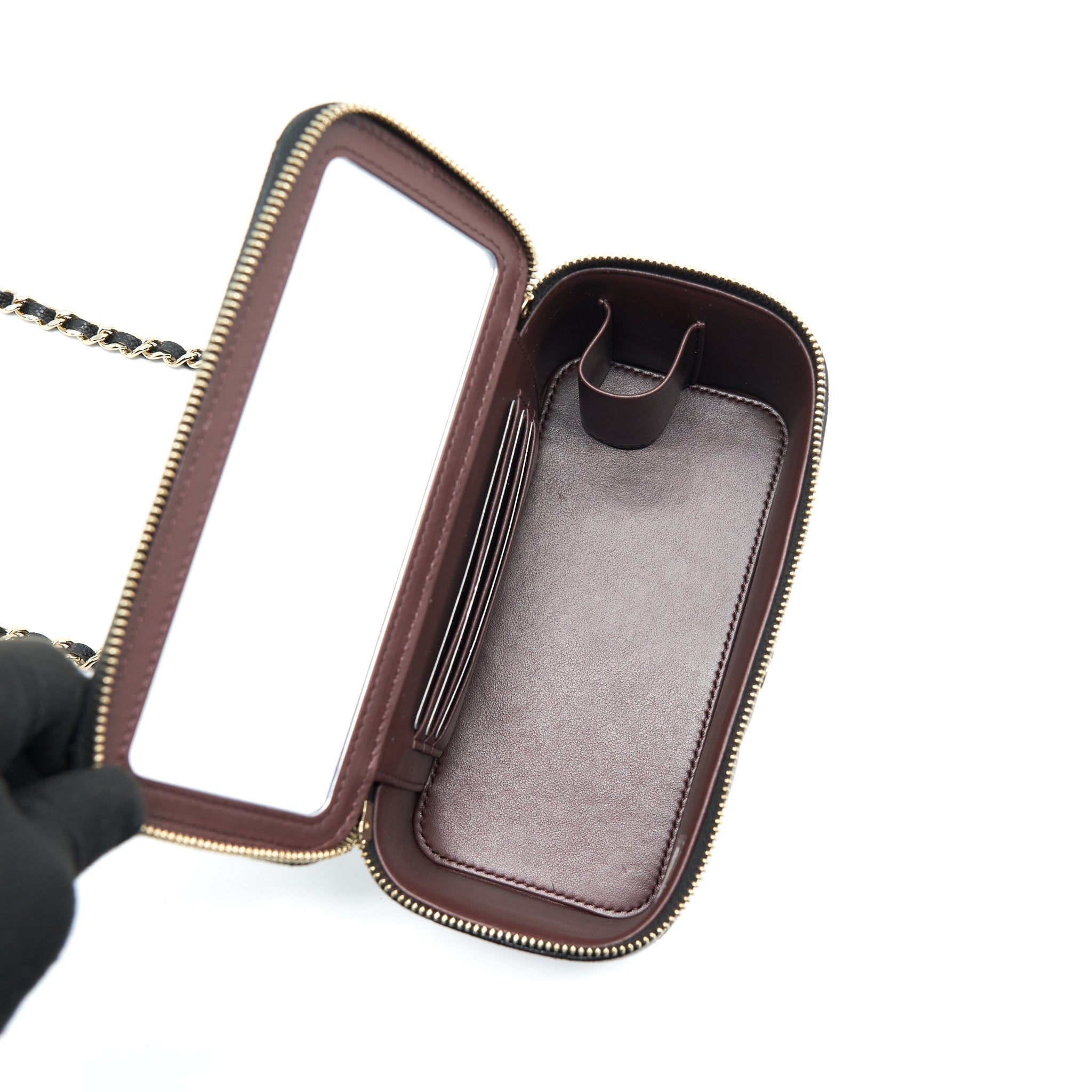 chanel-22s-long-vanity-with-chain-caviar-black-lghw