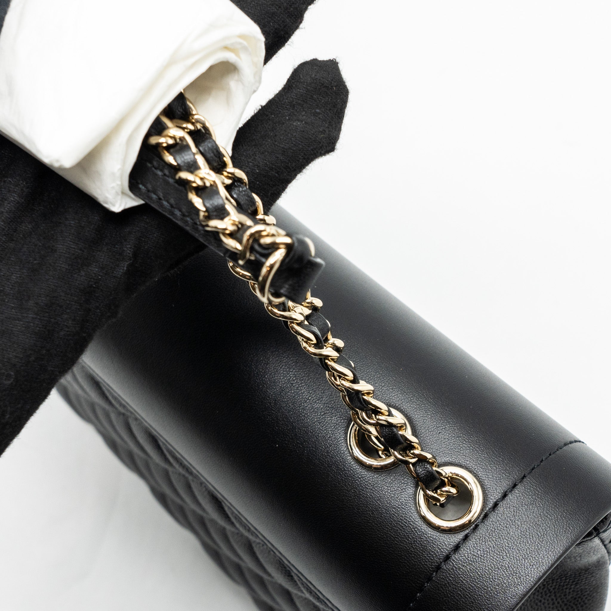 chanel-envelop-flap-bag-caviar-black-lghw
