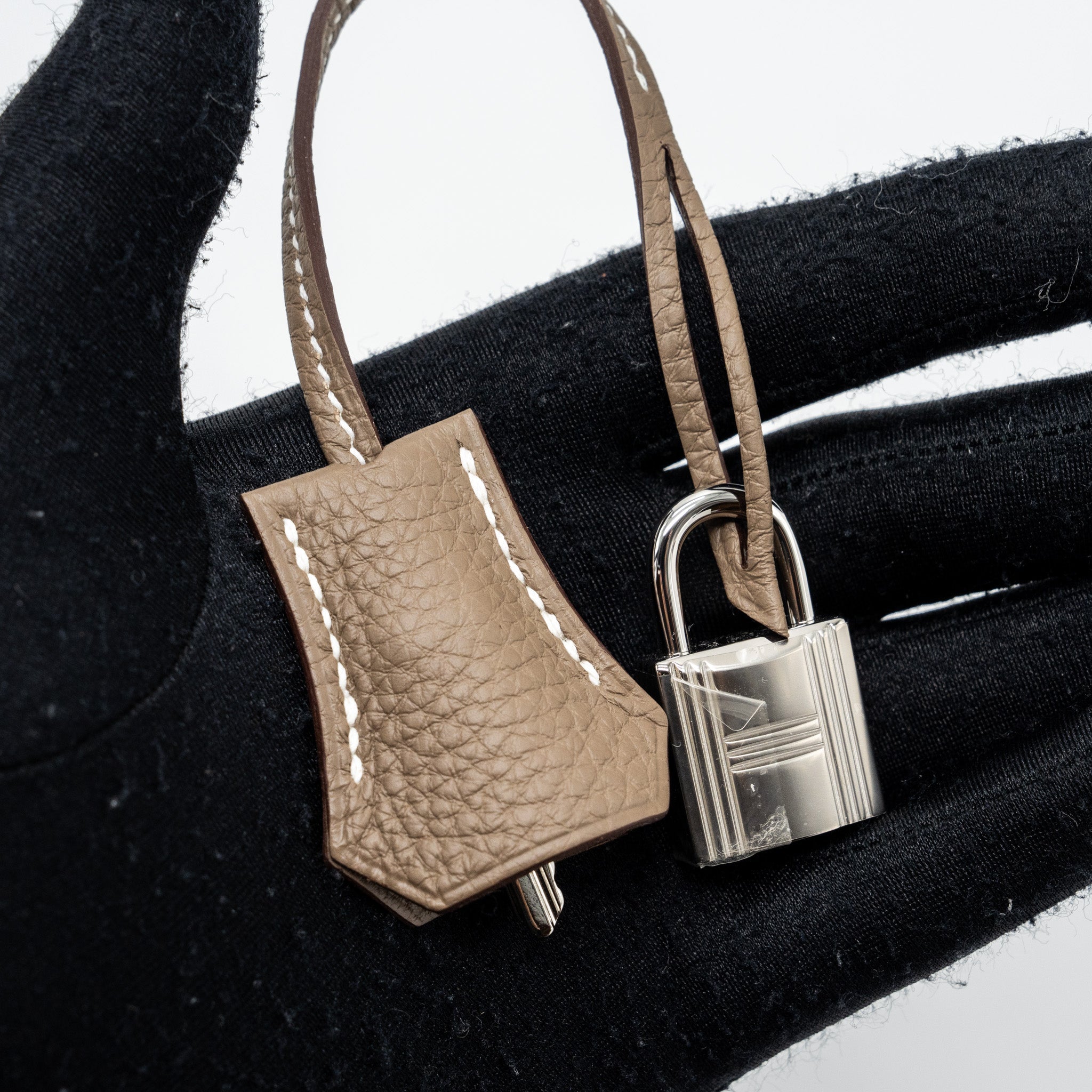 hermes-birkin-25-togo-etoupe-shw-stamp-b