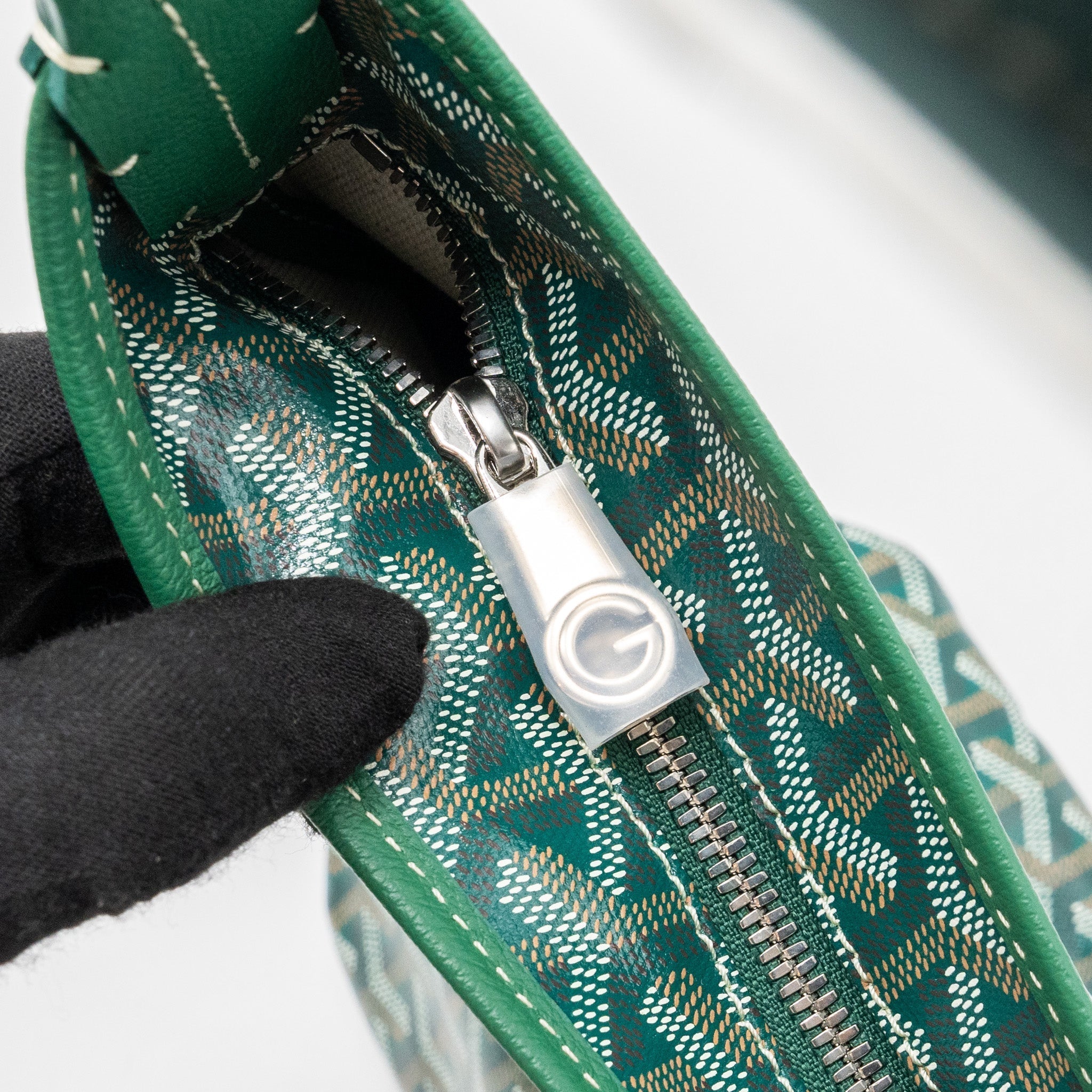 goyard-boheme-hobo-bag-goyard-line-canvas-calfskin-green-shw