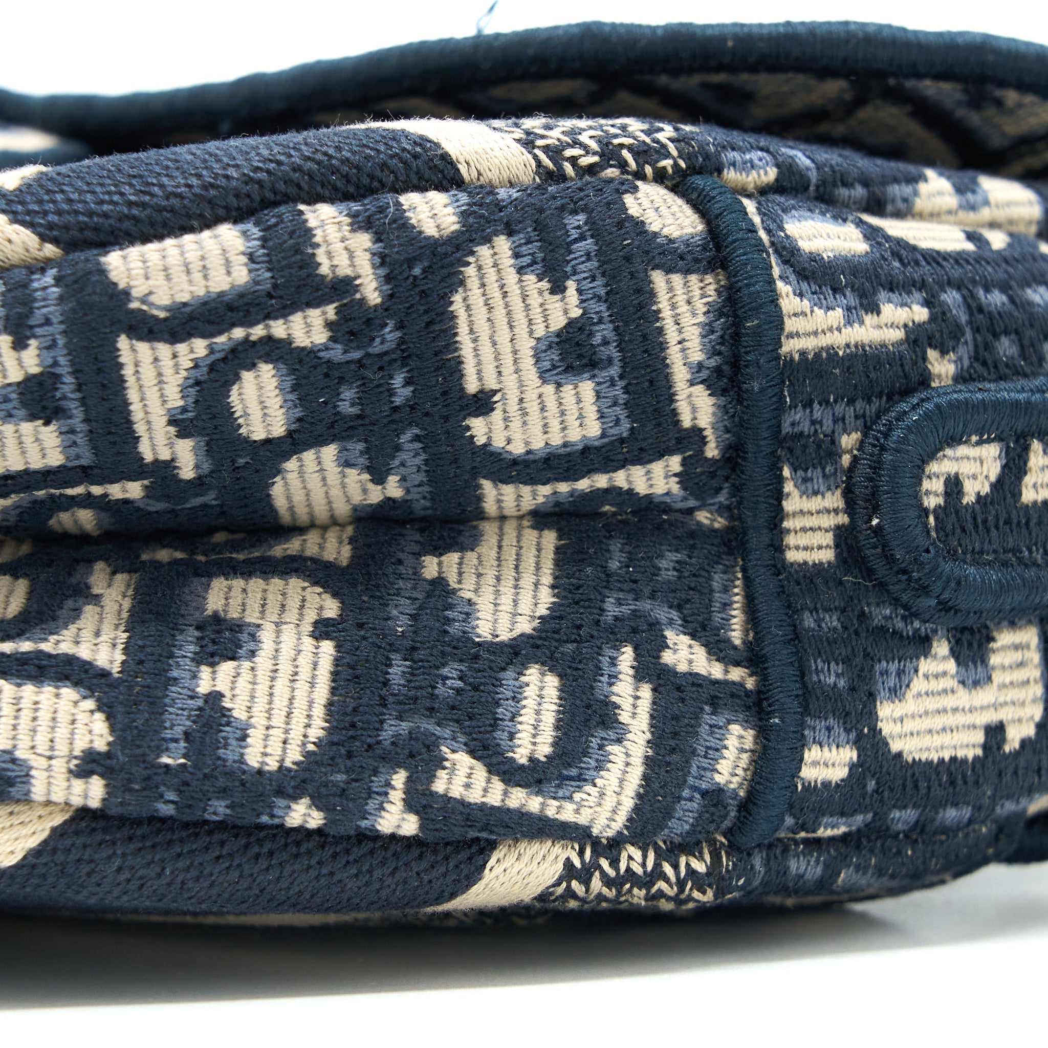 dior-saddle-bag-blue-oblique-embroidery-ghw