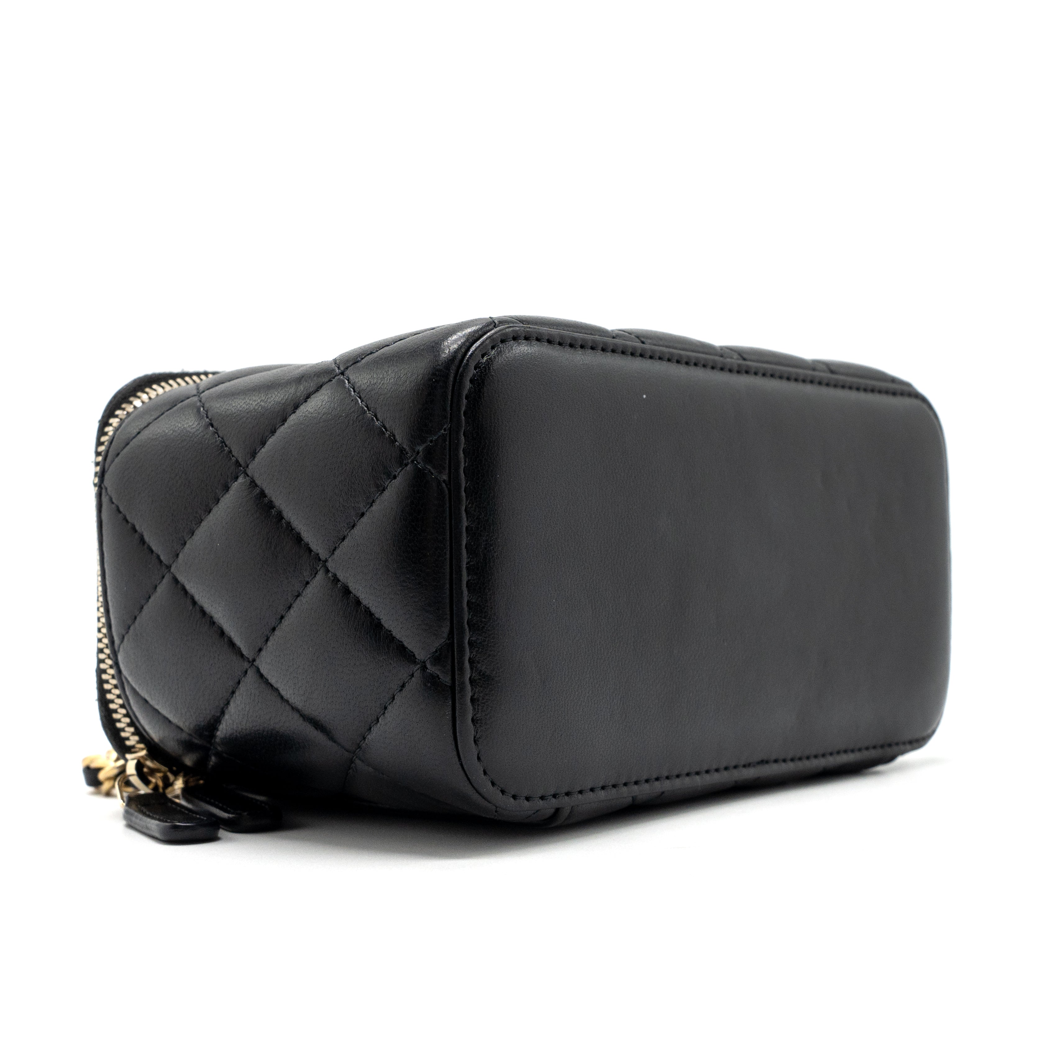 chanel-pearl-crush-long-vanity-case-lambskin-black-ghw
