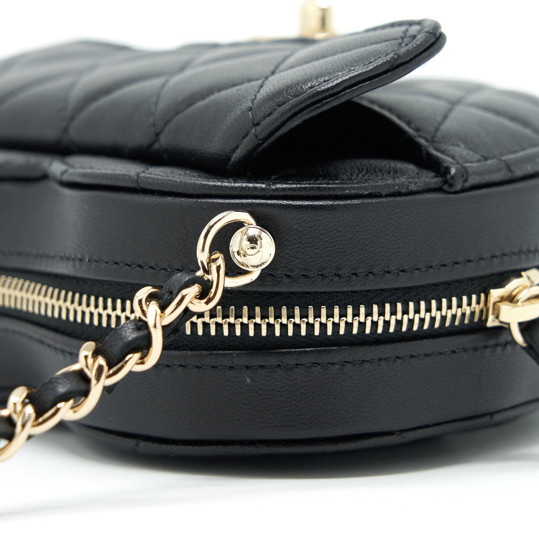 chanel-22s-small-heart-bag-lambskin-black-lghw-1