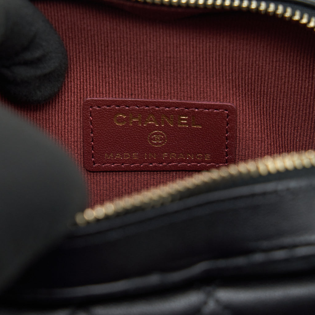 chanel-22s-small-heart-bag-lambskin-black-lghw-1
