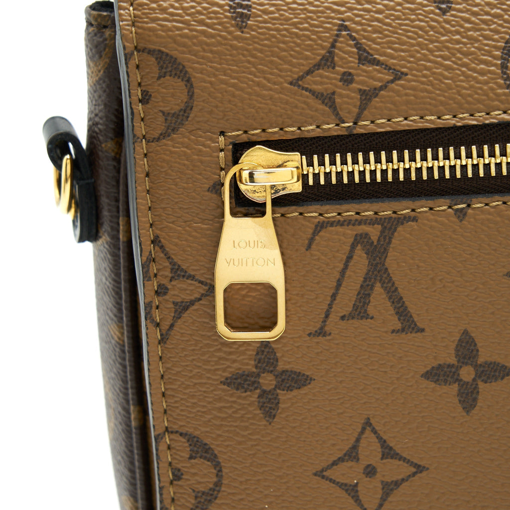 louis-vuitton-pochette-metis-monogram-reverse-canvas-ghw