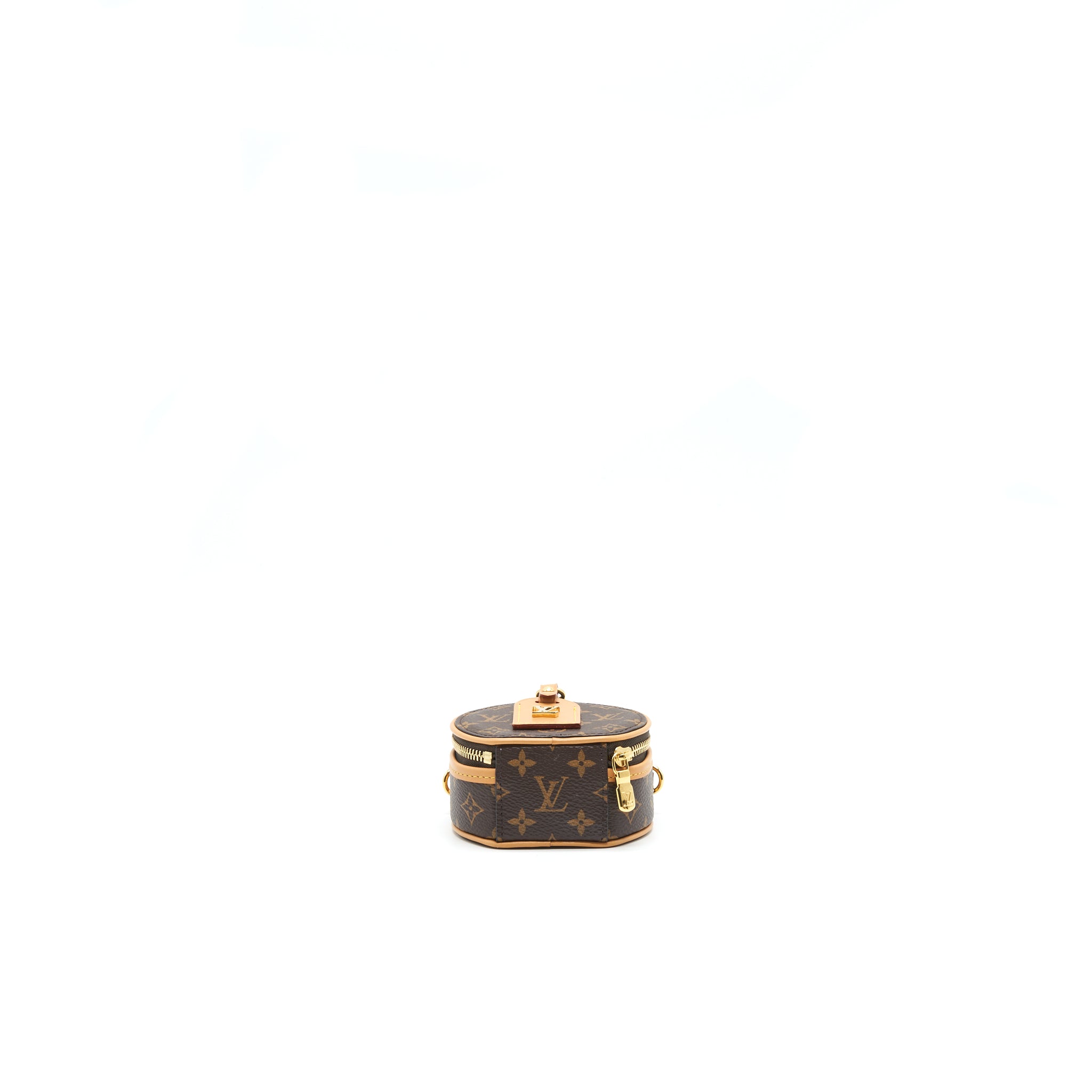 louis-vuitton-petite-boite-chapeau-necklace-monogram-canvas