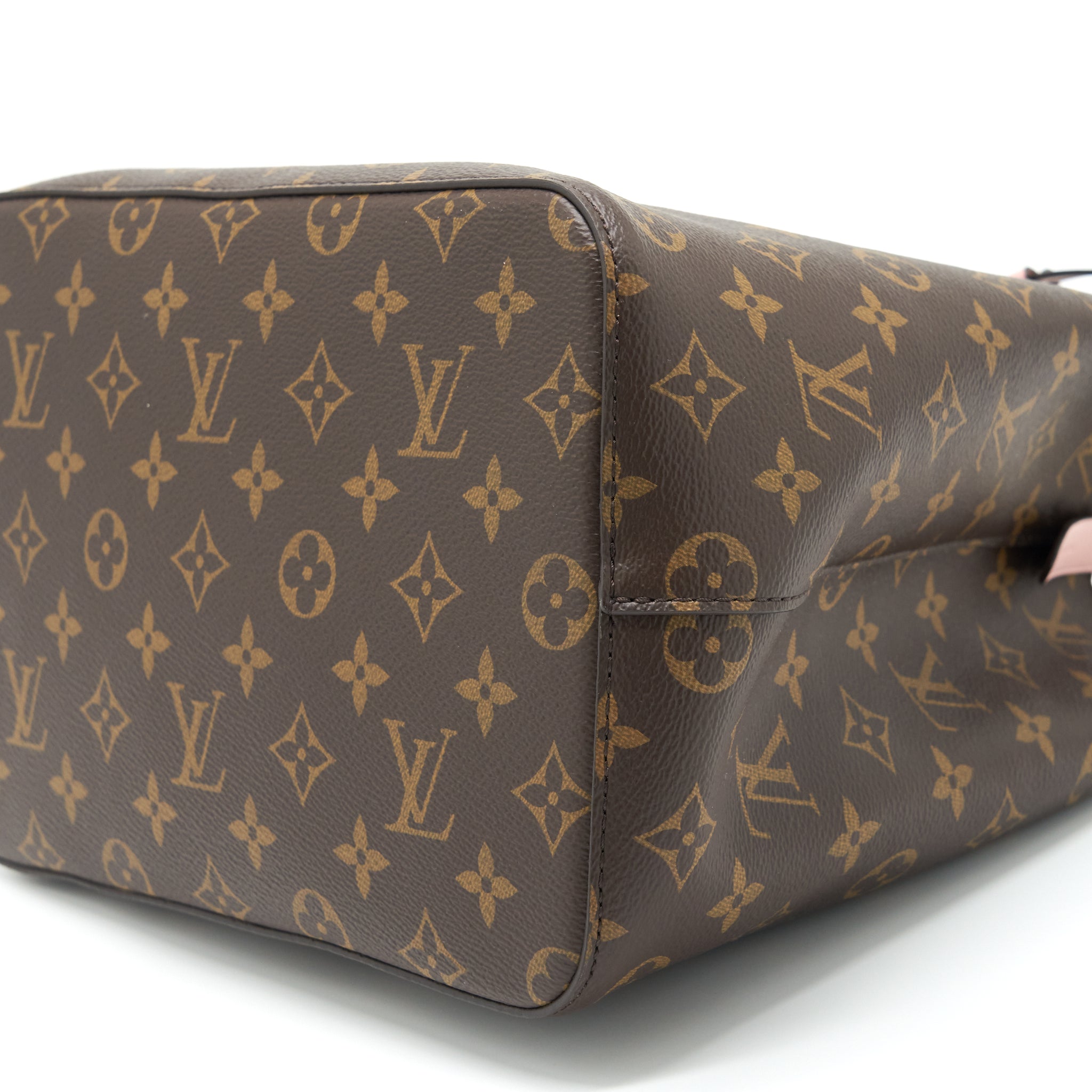 louis-vuitton-neonoe-monogram-canvas-rose-poundre-ghw