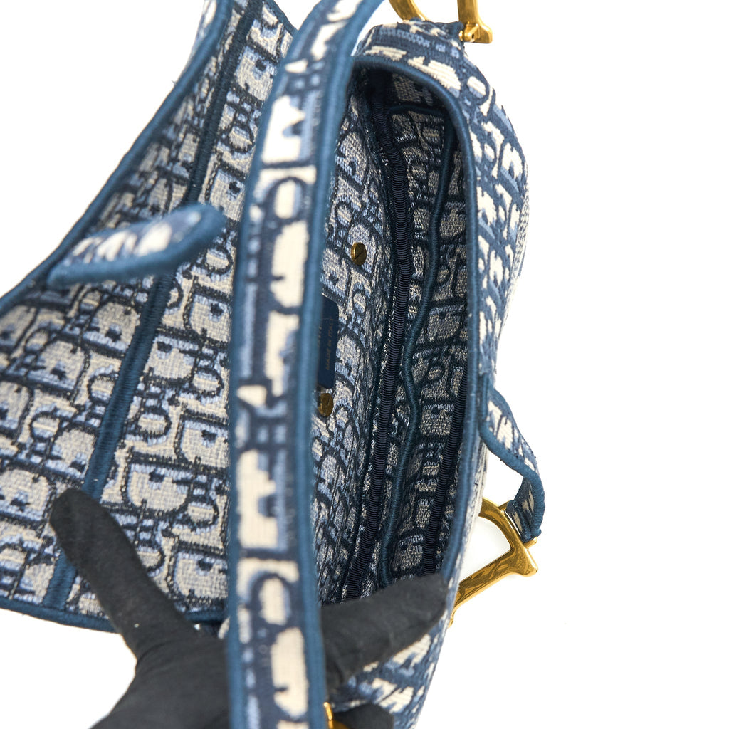 dior-saddle-bag-blue-oblique-embroidery-ghw