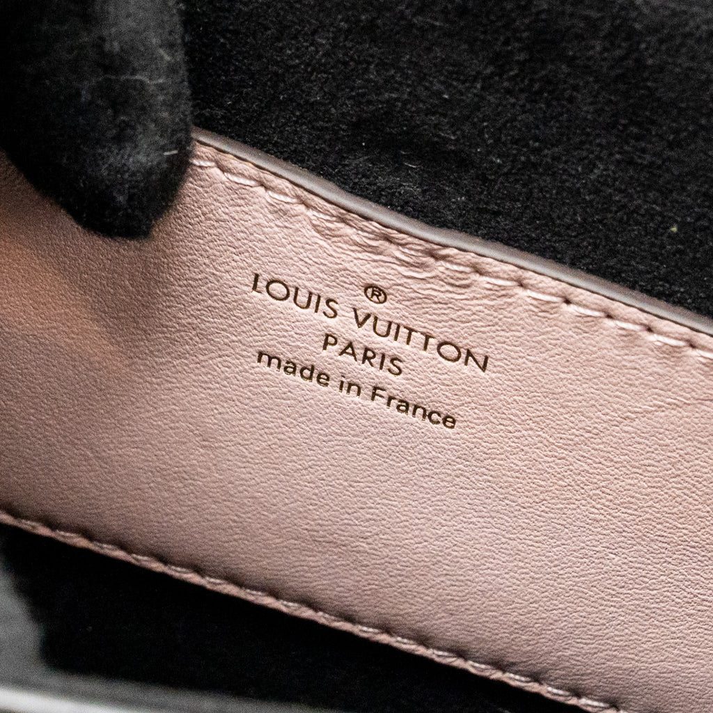 louis-vuitton-twist-mm-epi-black-pink-ghw-copy