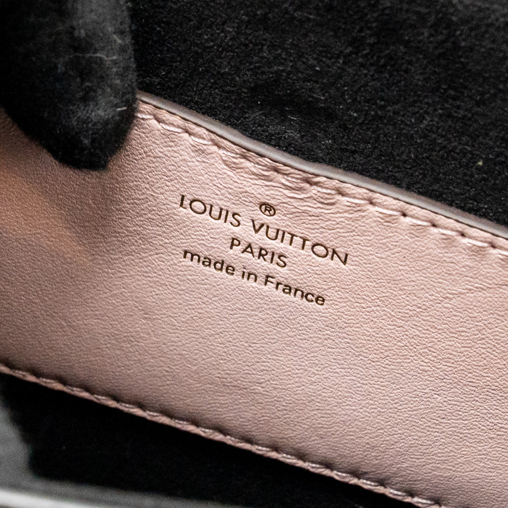 louis-vuitton-twist-mm-epi-black-pink-ghw-copy