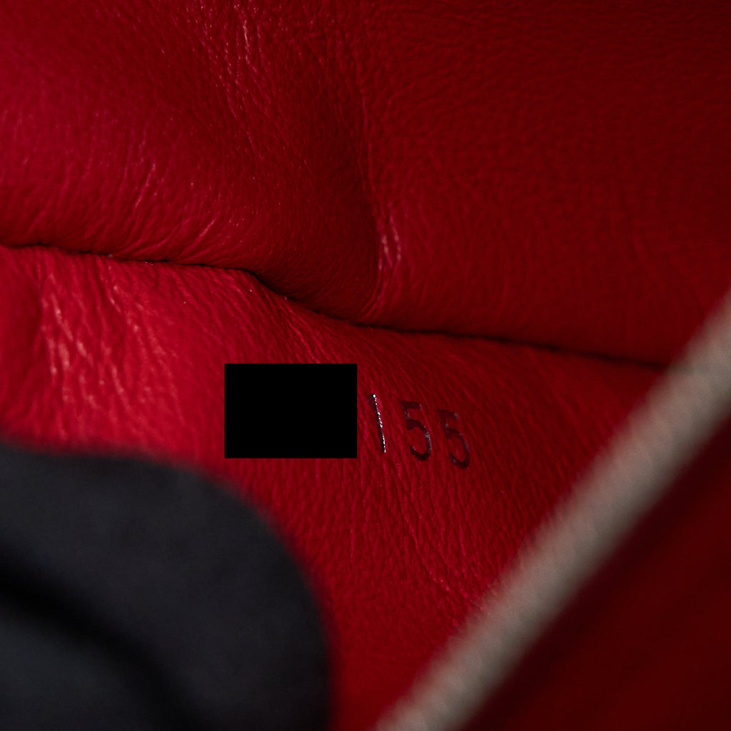 louis-vuitton-capucines-bb-taurillon-red-ghw