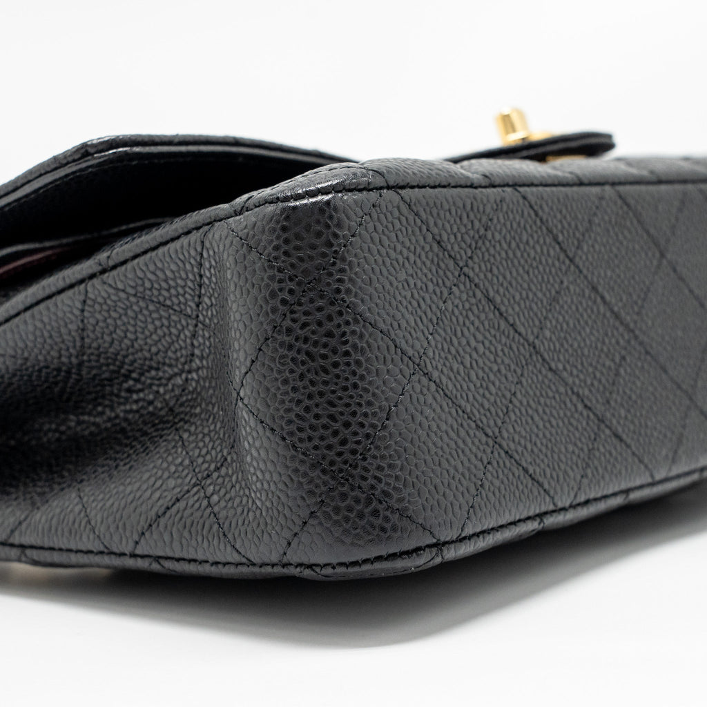 chanel-medium-classic-double-flap-bag-caviar-black-ghw-copy-3
