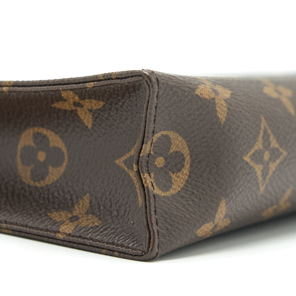 louis-vuitton-toiletry-pochette-26-monogram-canvas-4