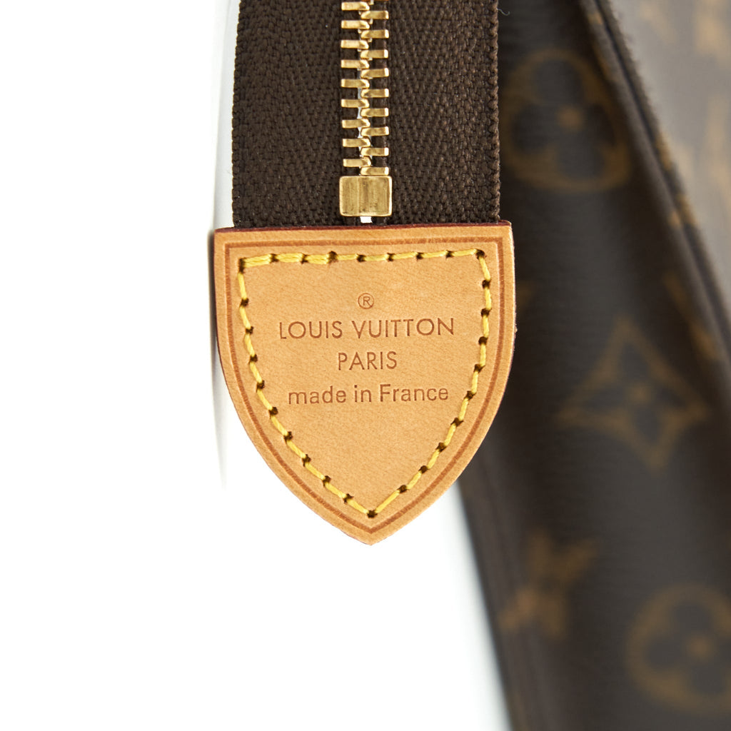 louis-vuitton-toiletry-pochette-26-monogram-canvas-4
