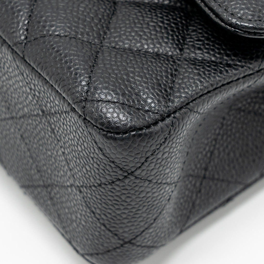 chanel-medium-classic-double-flap-bag-caviar-black-ghw-copy-3