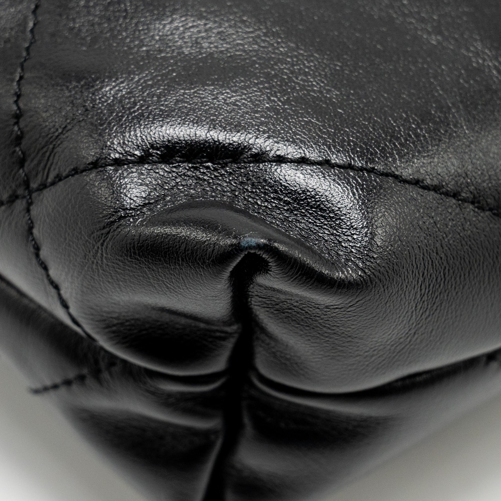 chanel-23k-mini-22-bag-shiny-calfskin-black-ghw-microchip