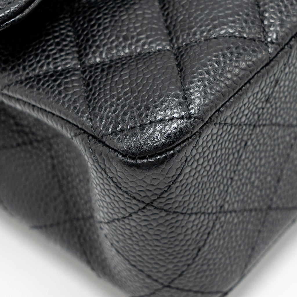chanel-medium-classic-double-flap-bag-caviar-black-ghw-copy-3