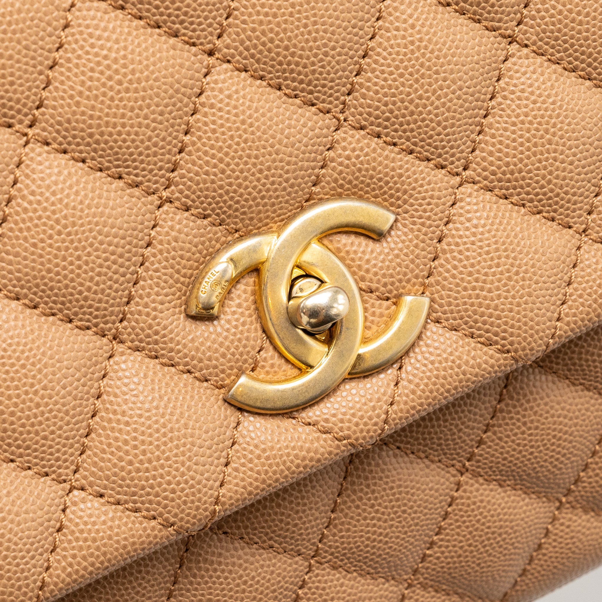 chanel-medium-coco-handle-with-lizard-handle-caviar-dark-beige-ghw