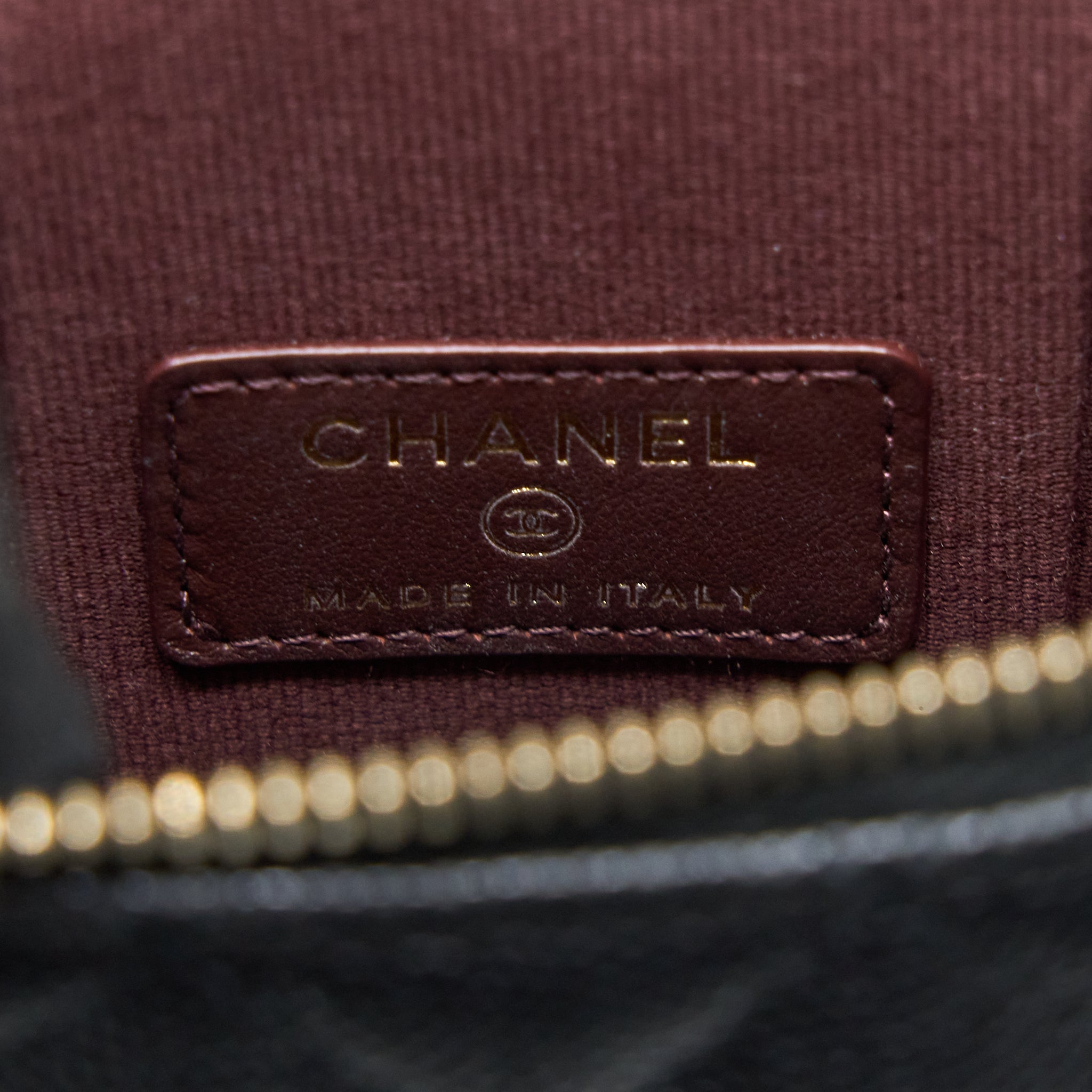 chanel-vanity-phone-holder-with-chain-caviar-black-lghw
